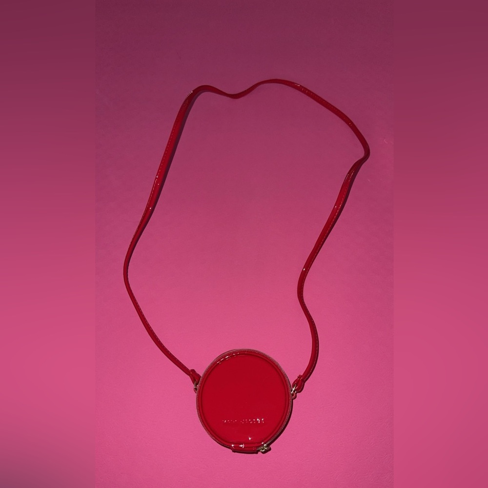 NWOT Marc Jacob’s Cosmetic Small Bag with Strap